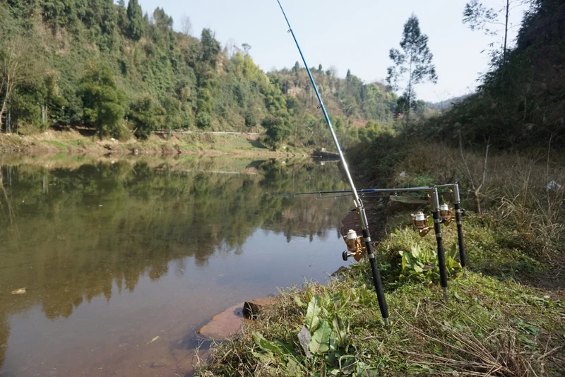 Automatic Fishing Rod High Quality Fish Pole 1.8M 2.1m 2.4m 2.7m Sea River Lake Stainless Steel Fishing Rod spinning telescopic