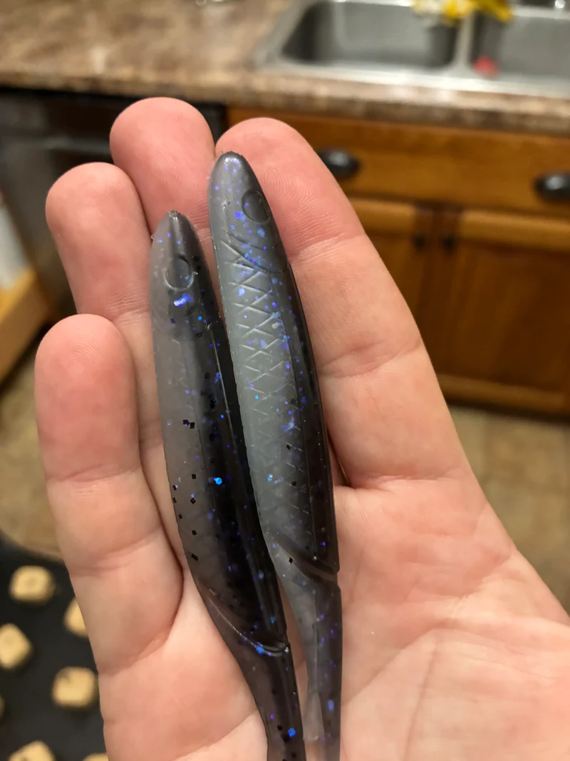 5.75in flex minnow. (Electric Shad)