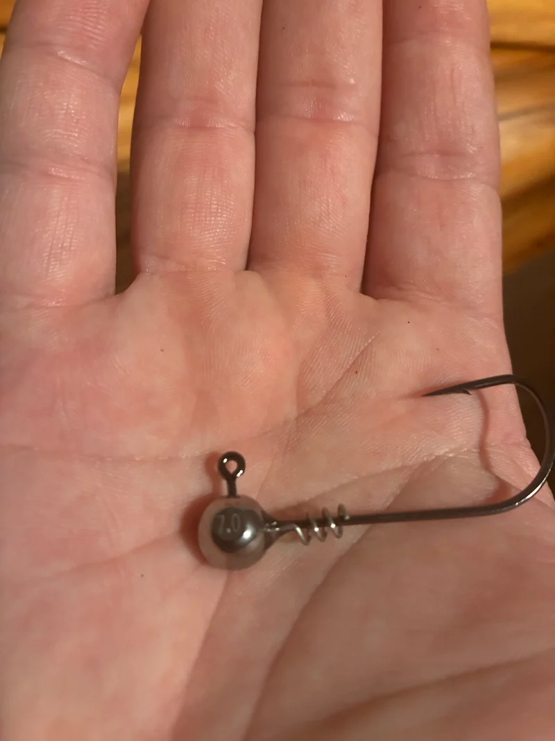 1/4oz Tungsten ball head (BKK hook) shown is a 4/0. 2 per pack