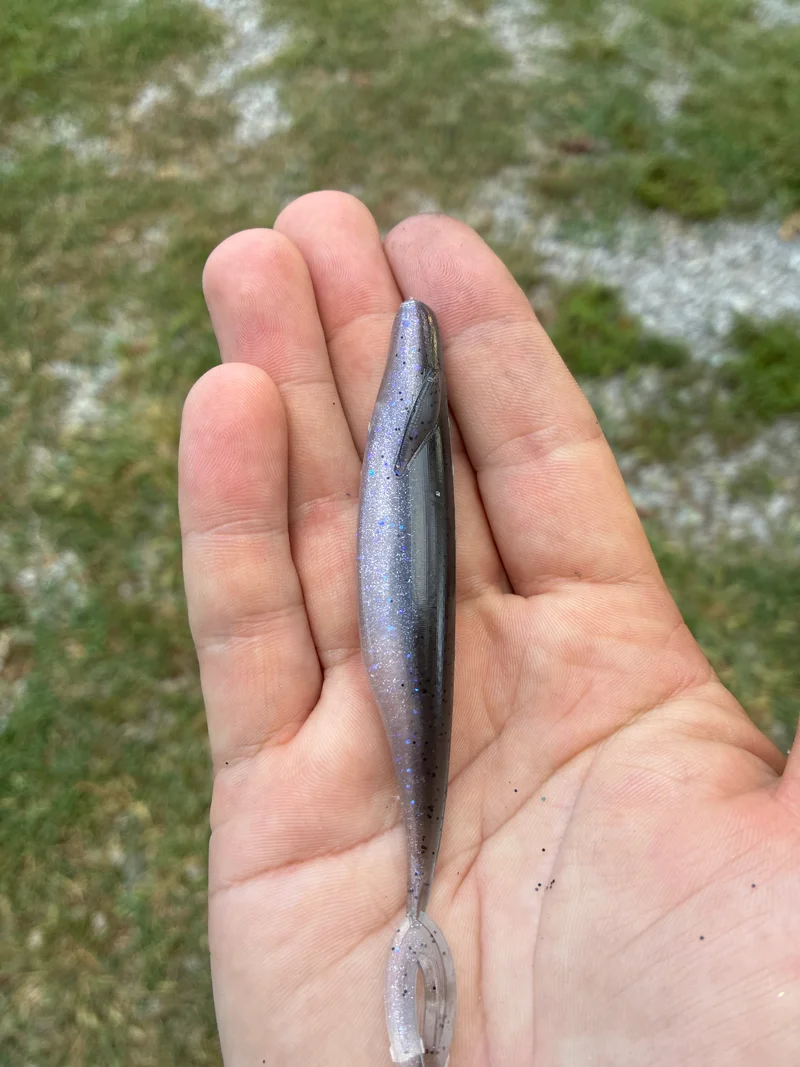 4.50 in Kash Money Minnow Electric Shad 5 in a pack