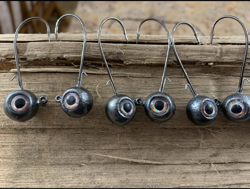 3/8 oz 90 deg lead jig head 3 in a pack