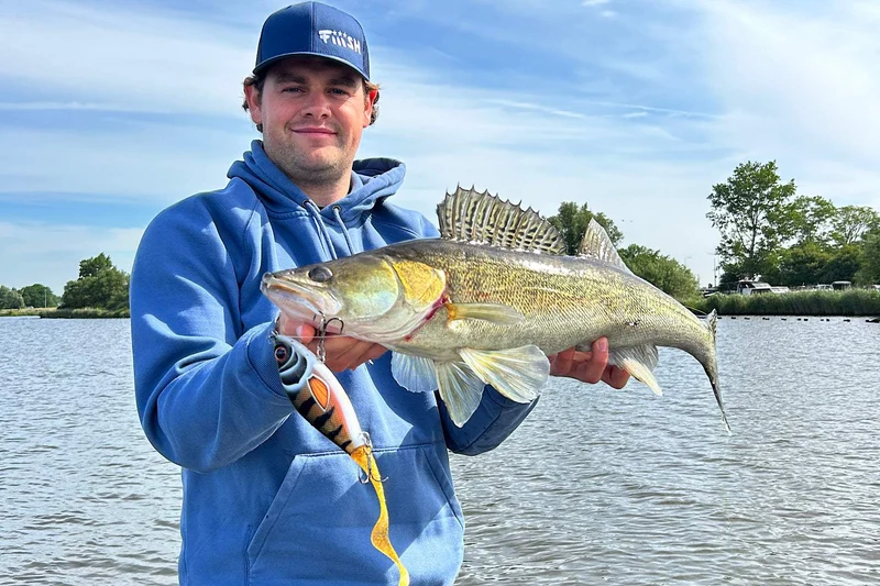 Strike Pro Guppie