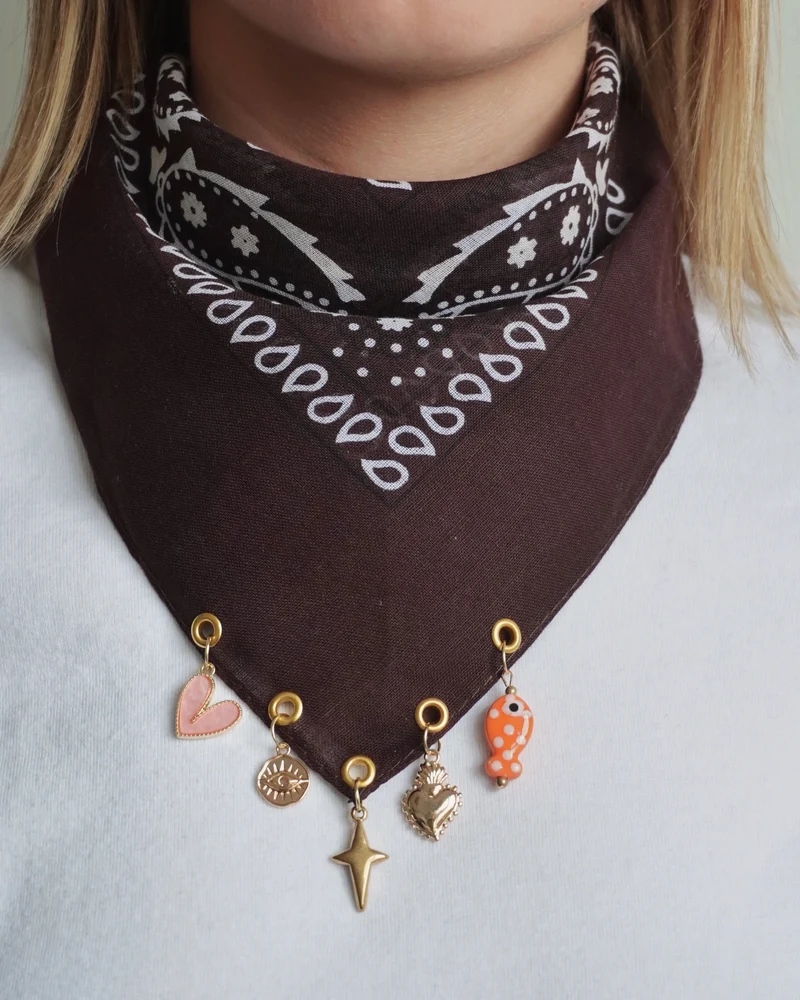 Bandana à charms Marron