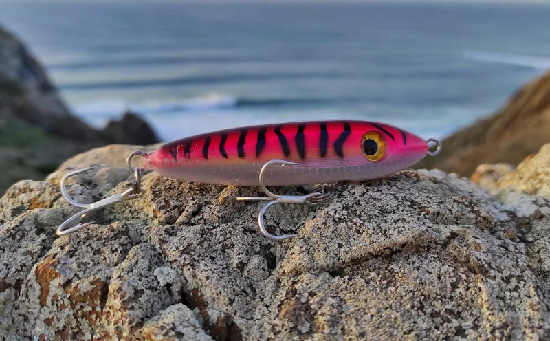 Tweak Bait - Medium Sink (Sub Surface) Samson Lures