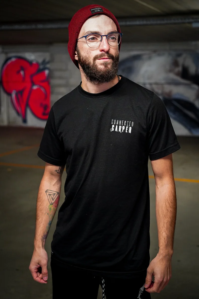 T-shirt Pêche Carpe Geometric Black | Connected Carper